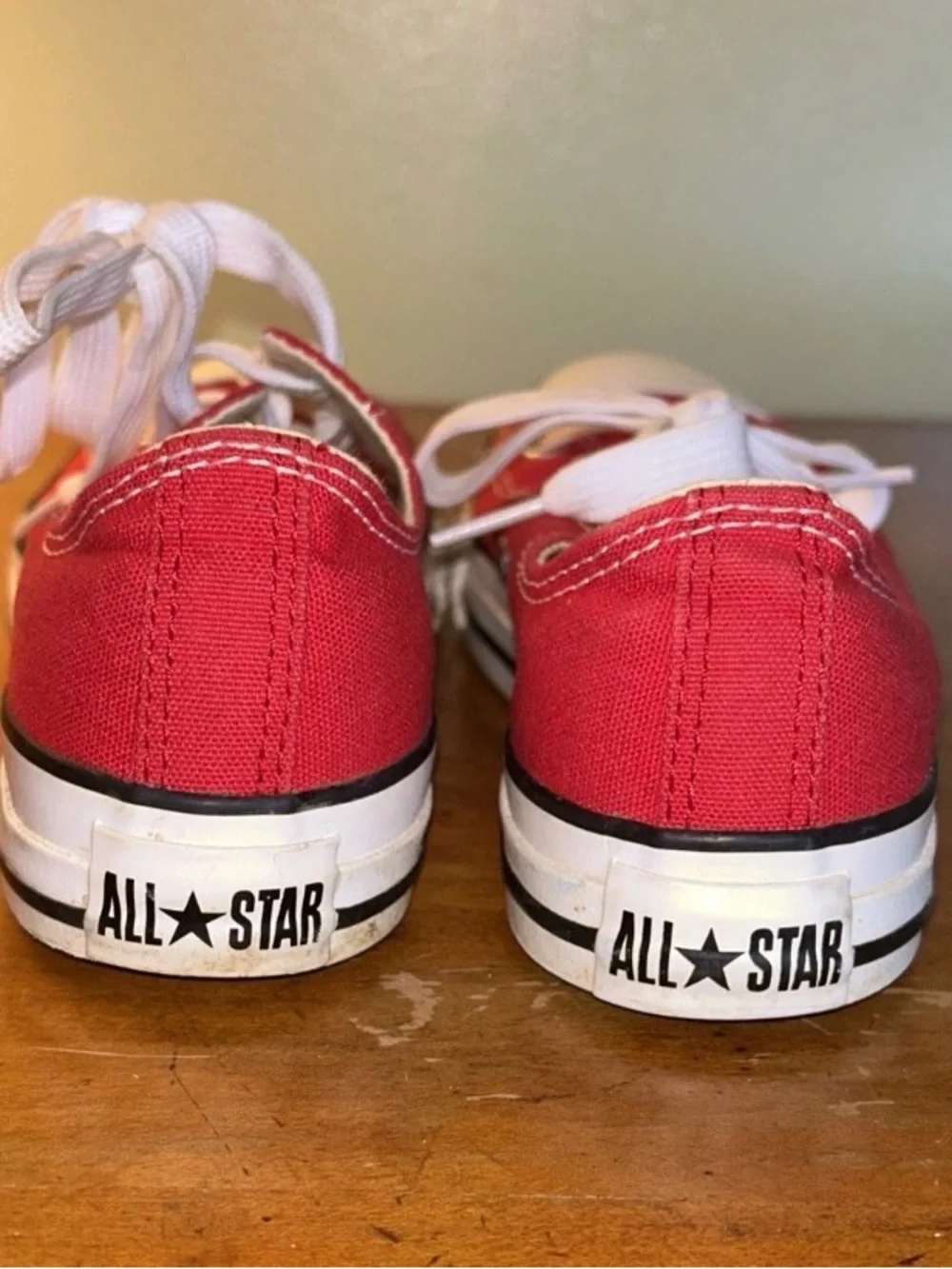 Converse Chuck Taylor All Star Low Top - Red - Youth Size US 3 (Womens 5) -